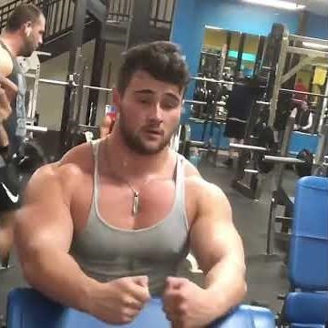Thick bearded muscle necked muscle stud hard flexing his manly muscles