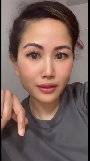 Yung nakita mo yung bully mo classmate Nung reunion na tinatawag Ka maitim 😂