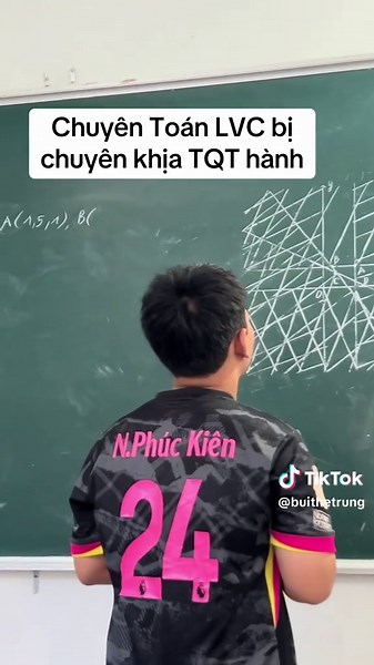 Chuyên Toán LVC và những điểm thú vị