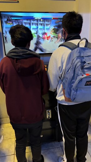 ¡Bienvenido a Diversiones Namco! 🕹️✨ Sumérgete en la nostalgia con nuestras máquinas Arcade antiguas y disfruta de emocionantes juegos como Tekken Tag 1, Tekken Tag 2, Metal Slug y Tecmo World Cup. 🎮💥 ¡La diversión está garantizada para todos los amantes de los videojuegos retro y modernos! Pero eso no es todo... 🥁 ¡Próximamente tendremos Tekken 8 para llevar la emoción al siguiente nivel! 🌟 No te pierdas la oportunidad de ser parte de la acción en Diversiones Namco. 👾 Únete a la experienc