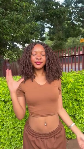 Perfecting the Afro Twist Hairstyle: Step-by-Step Guide