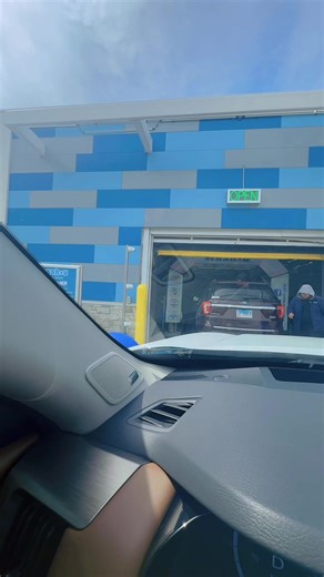 2 cosas que no me gustan… uno, poner gasolina ⛽️ y 2 lavar la camioneta 🛻 déjame saber una de las cosas que a ti no te gusta. #nancyg #gasolina #lavarcamioneta #cosasquenomegustan