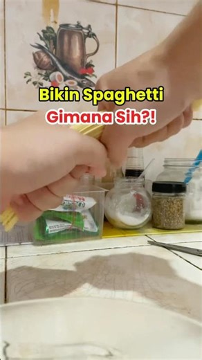 How do you make spaghetti? why is mine burnt like this 🫣 #spaghetti #food #cook