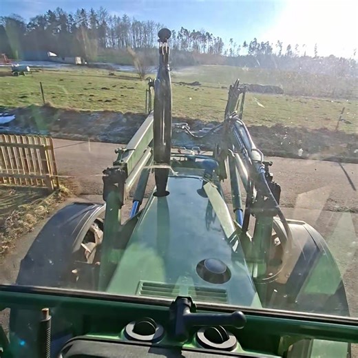 Heaven is a Place on earth. @LarsP @yannic.828 @Nils_Agrar2 @Agra_Nils_Deutz🚜🐄🐓👨🏻‍🌾 @Da Yanic @🚨🚜bram_dsvd🚜🚨 @fendtfarmer312_310 @DEUTZ ALESSANDRO @Fendt Farmer 306 @Dani @Amelie_025🇩🇪🌾 @da eichinger @Fendt Michi @Jaime 306 @Jonas.Diesel&2_stroke🇩🇪 @Jonas 🚜 @murk Lars 18 @Nico.s @Paul_553🚜🌾 @user5585515494691 @6330 @𝖜𝖎𝖗𝖙.𝖟.𝖐𝖚̈𝖍𝖓𝖍𝖆𝖒 🌾 @Project_X #Landwirtschaft #fendt300 #traktor #fendt #80er