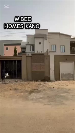 Rent Alert 🚨 Stand Alone Duplex House of Features: - 3 Bedrooms en-suite - ⁠2 parlor - ⁠4 toilets - kitchen - ⁠Borehole water - ⁠parking space - ⁠BQ 1 room en-suite Rent fee : 3m Agency fee: 300k 📍Sharada federal Housing Kano Inspection fee: 10k Work ongoing finishing within 7 days
