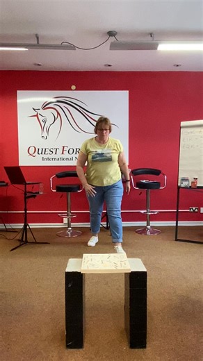 THE FAMOUS BOARD BREAK! Modelling the board break is a pivotal moment for many. The moment you know that you can break through the barriers of life that keep you stuck. For many, the moment you realise that anything is possible. A capability convincer. For our NLP Master Practitioners, the moment they step into their power. This could be YOUR BREAKTHROUGH moment. The next @questforsuccessnlp NLP Master Practitioner Certification begins in January 2026! To get all the info and reserve your place,