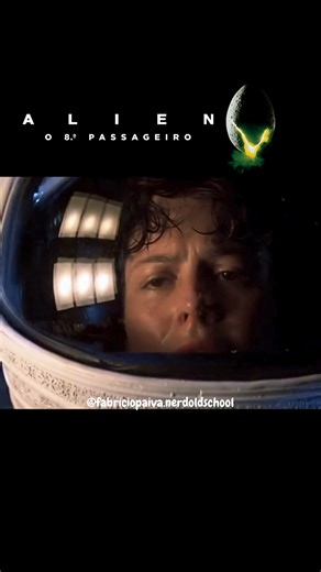 Fabrício Paiva on Instagram: "🎬 Título: Alien – O Oitavo Passageiro / Alien 📅 Ano de lançamento: 1979 🌍 País de origem: Reino Unido, Estados Unidos ⏳ Duração: 117 minutos 🎭 Gênero: Ficção científica, Terror 🎥 Direção: Ridley Scott ✍️ Roteiro: Dan O’Bannon (história de Dan O’Bannon e Ronald Shusett) 🎬 Produção: Gordon Carroll, David Giler, Walter Hill 📸 Cinematografia: Derek Vanlint 🎶 Trilha sonora: Jerry Goldsmith 🏛️ Estúdio: Brandywine Productions 📦 Distribuidora: 20th Century Fox ⭐ E