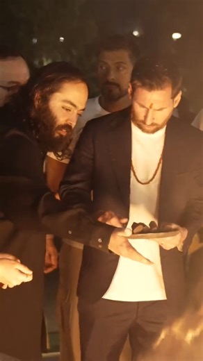 Global icon Lionel Messi trading the pitch for the heart of wildlife conservation! 🌿 In a special visit to Vantara, founded by Anant Ambani, Messi embraced the center’s cultural ethos, participating in traditional rituals and witnessing firsthand the incredible work being done to rescue and rehabilitate animals. Read more here: https://www.khaleejtimes.com/uae/environment/lionel-messi-visits-vantara-immersed-in-sacred-indian-traditions-and-wildlife-conservation #Messi #Vantara #AnantAmbani #Wil