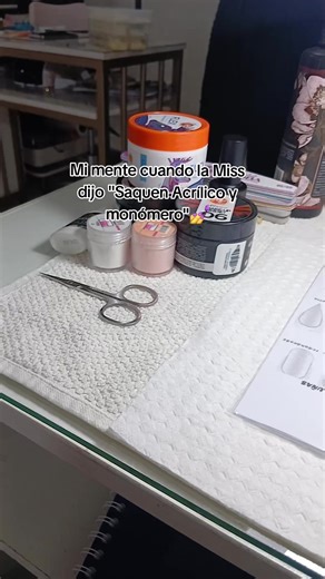 El audio que me salio nomas puse el video 🤣💅@Yari Studio #nails #monomero #manicurista #nailsart #tiktok