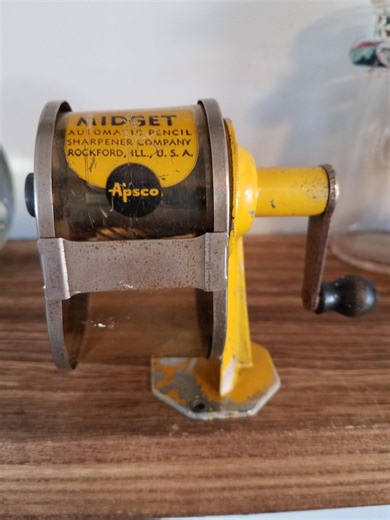 Vintage APSCO "midget" Pencil Sharpener Wall Desk Mount - Etsy Canada