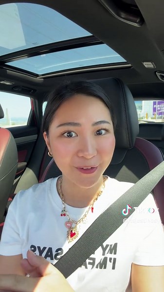 Sarsa customer service deserves recognition!! 10/10 ✨ But of course, depende pa din sa ginagawa. Kung SOBRA na yung pagaabala or may nasasaktan na, ibang usapan na yun. But since kalmado lang naman lahat kanina, at least hindi naging masama yung staff or guard sa pagpapaalis kay ate. MY ADVICE: If you encounter a beggar, please just give food or drinks. 🫶🏻