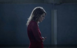 【加拿大】魁北克歌手海盗之心Coeur de pirate新单《Prémonition》MV