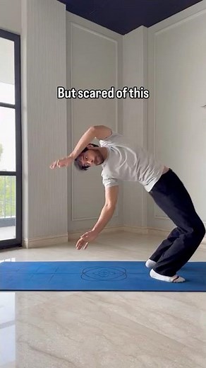 How to fall into Backbend Tutorial ✅ Bridge Pose #chakrasana #flexibility #tips #shorts #yoga