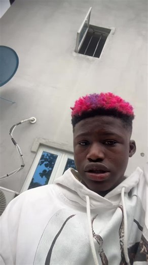 Discover Seyi Vibez's Latest Track and Barber Chair Vibe