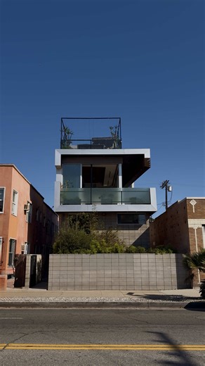 Pacific House in Venice: Modern Oceanview Architecture