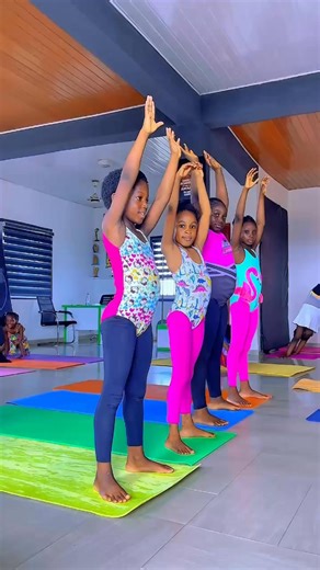 Acrobatics for kids. #acropractice #flexibility #entertainment #gymnastics | Philomena Acro