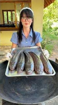 Cooking yummy wash fish with papaya ice and coke for yummy soup recipe