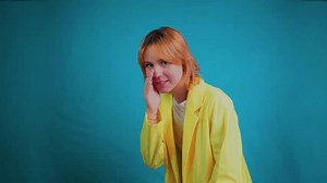 Young Woman Laughing Hysterically Pointing Something Stock Footage Video (100% Royalty-free) 3924335823 | Shutterstock