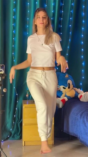 Fun Dance Performance by Oompa Loompa with Soleful Moves in Italy