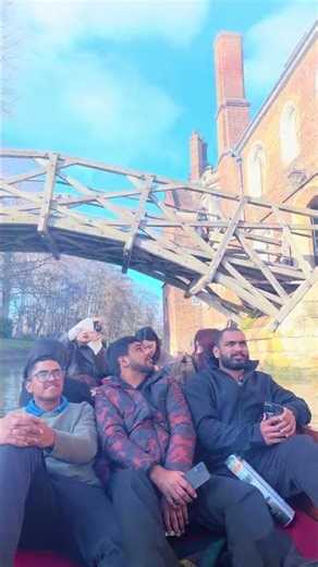 Cambridge Boating Tour | England’s Most Beautiful University City