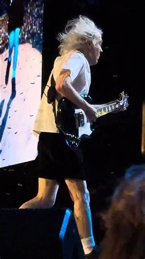 🔥🥁 AC/DC – Brian Johnson doesn’t warm up… the world has to catch up to his decibels