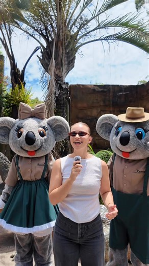 Clean Up Australia Day is a reminder that protecting wildlife starts with protecting their home 🌿 Today, Kenny and Belinda are lending a helping hand around the park, because for animals, litter isn’t just untidy, it can be harmful. At Dreamworld, every eligible bottle or can placed in our recycling bins does more than reduce waste, it also supports conservation through Dreamworld Wildlife Foundation’s partnership with Containers for Change. One action. Two wildlife wins. At your local refund p
