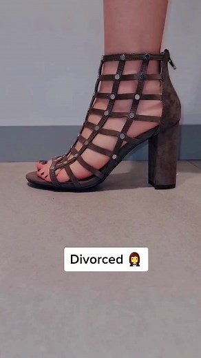 Trendy Women's Shoe Styles Showcase