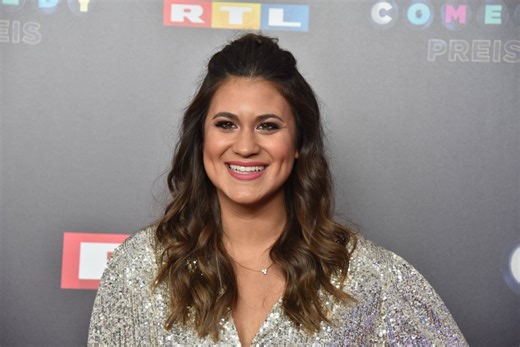 "Schlagerliebe"-Moderatorin Steffi Brungs: Das darf Backstage nicht fehlen