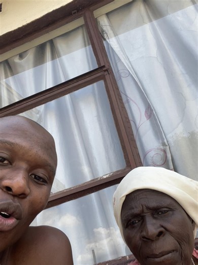 Benny Makofane (@bennymakofane)’s videos with The Kings Worship by Sharon Umola Amana - Sharon Umola Abalaka