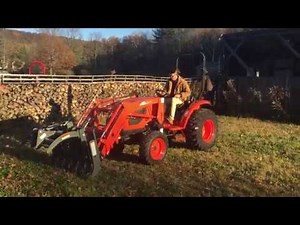 Kioti CK3510 Tractor w/ Loader & 48" Worksaver Root Grapple Setup