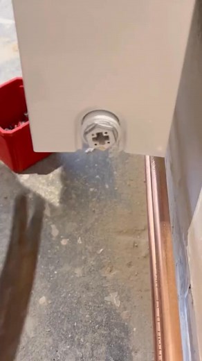 Radiator pipework soldering copper pipes 👍 #asmr #plumbing #toolbag #pipes #tools #cleancopper #copper #handtools #work #DIY #howto #plumber | Mozam Plumber