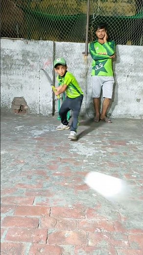 How to play straight shot in cricket at home ? Mention straight shot Batsman🏏 #shorts #howtohitashot