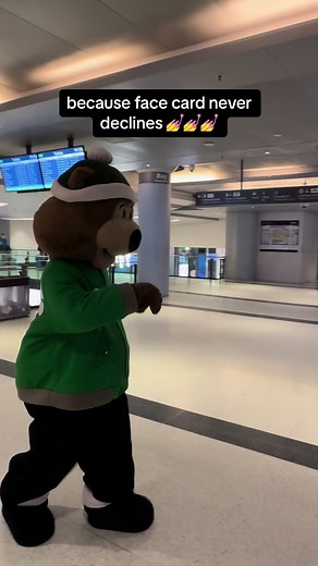 unfortunately GO does not accept face card 😔 #gotrain #gotransit #toronto #facecard #facecardneverdeclines