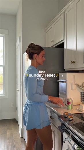 RESETTING FOR 2026🫧🧺✨🪩🖤 feels good to have a clean home but I already miss the Christmas decor 🥺 #sundayreset #weeklyreset #resetroutine #cleaningmotivaton #cleaningtiktok