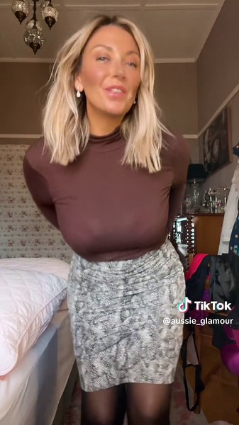 Naomi (@aussie_glamour)’s videos with SuGaR PiE HoNeY BuNcH - 🫰🫶🏻JZ_ iamRodZ🫶🏻🫰