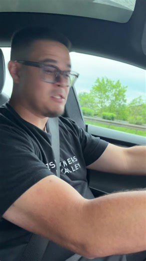 0-140 mph on the German Autobahn in Tesla Model S. There is no speed limit on this autobahn. The Model S handled it like a champ and it didn’t even feel like we were going that fast. We used extreme caution and we used a road that legally allowed for no speed limit. #fyp #viral #tesla #tsla #cybertruck #teslacybertruck #nospeedlimit #models #germanautobahn