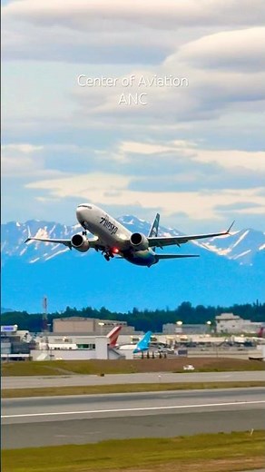 Alaska 737 MAX 9 Takeoff Anchorage Plane Spotting