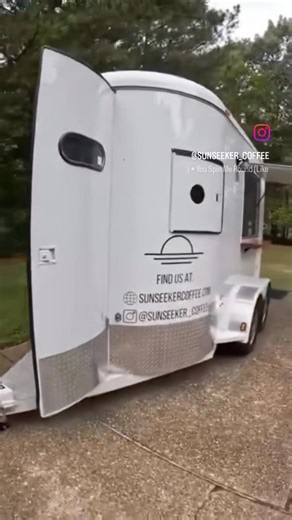 Good Morning☀️ We’re back to our regularly scheduled programming over here. We spent a little time with Sunny and our new go pro yesterday. Take a little spin around the trailer 🌀 We’re pumped to be back at the Noland 50k this weekend, anyone here participating this time around? As a reminder, no canned pre-orders this week! Our updated schedule was pinned yesterday 🙂 #sunseekeercoffee #sunseekercoffeebar #mobilecoffeetrailer #mobilecoffeeshop #mobilecoffeebar #vaisforlovers #vaisforcoffeelove
