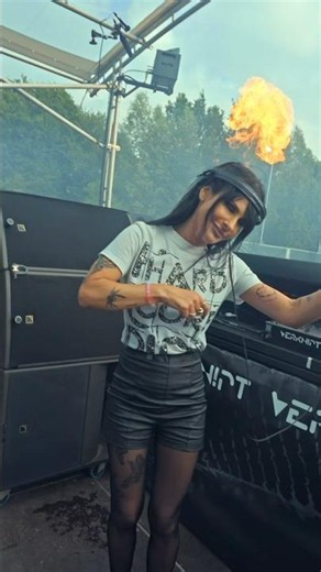 WE PLAY HARD ACID AT VERKNIPT FESTIVAL 😈 #djrebekah