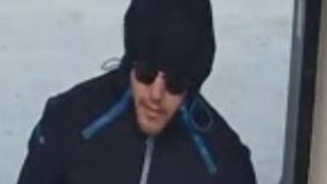 Knife-wielding robber threatens servo worker in Kew