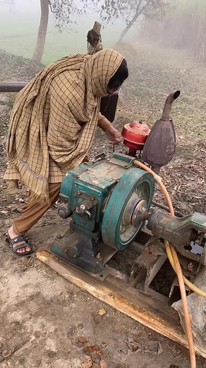 334K views · 4.2K reactions | 20/hp diesel engine tubewell start up 樂 #viralvideoシ #short | Tayyab Mughal Official | Facebook