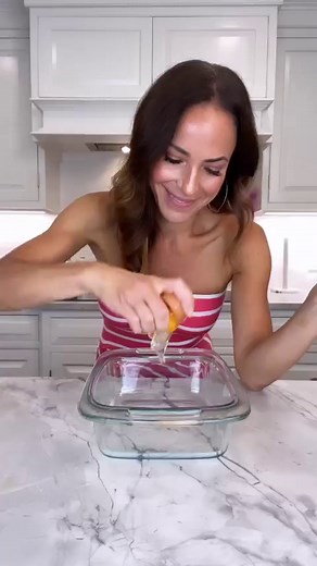 Summertime Chicken Dinner!! Recipe below. I’m obsessed with this dish and truly hope you try it!! Chicken: 4 large boneless chicken breast Breadcrumbs Ingredients: 2.5 C Panko Breadcrumbs 3 Tbsp Dried Parsley 1 Tbsp Dried Oregano 1/2 Tsp Pepper 1 Tsp Salt 1 Tsp Garlic Powder 1 Tsp Onion Powder 1/2 C Grated Parmigiano-Reggiano Egg Wash Ingredients: 3 Eggs 1/4 C milk 1/2 Tsp Salt 1/4 Tsp Pepper 1/4 C Grated Parmigiano-Reggiano Tomato Salad 2 Tbsp of Olive Oil 1 Tbsp red wine vinegar 10 ounces of C