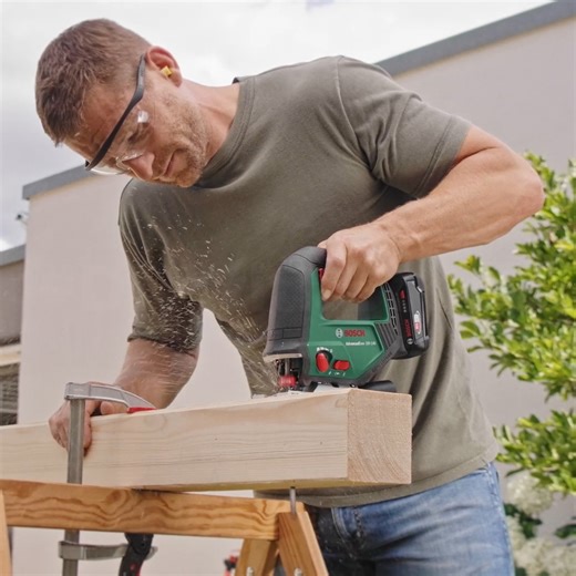 Tackle demanding jobs with power and precision with the AdvancedSaw 18V-140! 🪚✨ Thanks to its brushless motor, this cordless jigsaw matches the performance of a corded tool while ensuring longer motor life. The impressive 140mm cutting depth in wood, and dust extraction for better visibility, make it ideal for ambitious projects. The SDS system allows quick, easy blade changes – a true helper for DIY pros and anyone looking to get more done! Which project will you take on first? 💪 | Bosch DIY 