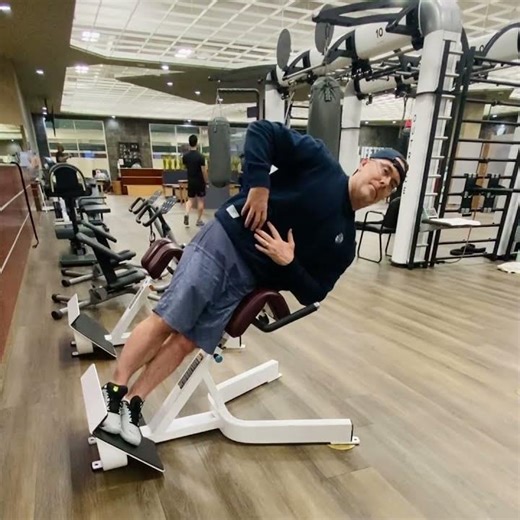 Solid abdominal workout this evening. Side bends hitting the obliques.