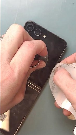 🛠️ Flippin' Fast Fix: Samsung Z Flip 5 Repair in 60 Seconds! 📱