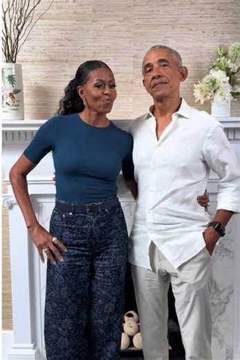 From first meeting to forever,Barack and Michelle Obama only have eyes for each other.#Obama #Michelle #love #couple