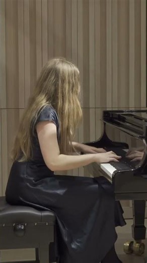 Liszt – Un Sospiro | Sofya Kauzova, Piano