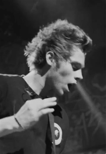 As we get closer to the EAS World Tour, we're going to take a look back at some of our favorite moments from past runs. We invite you to come alongside us as we reflect on how amazing getting to play for you is, which songs have been the most fun live, and, most importantly, what these memories bring up for YOU. Your favorite shows, the new friends you made on the road, and everything in between. Playing this music live and getting to be right in it with you is the ultimate joy of this band 🤍 A