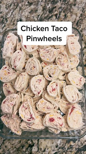 Delicious Chicken Taco Pinwheels Recipe