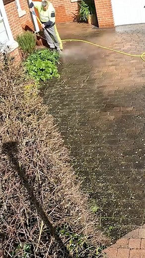 A satisfying deep clean! #cleaning #powerwashing #jetwashing #pressurewashing | Mr. Jet Washing